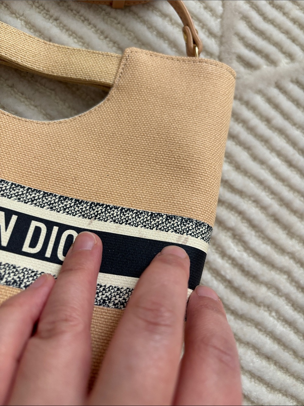 Up-cycled CD bag w/ straps - Picture 11 of 13